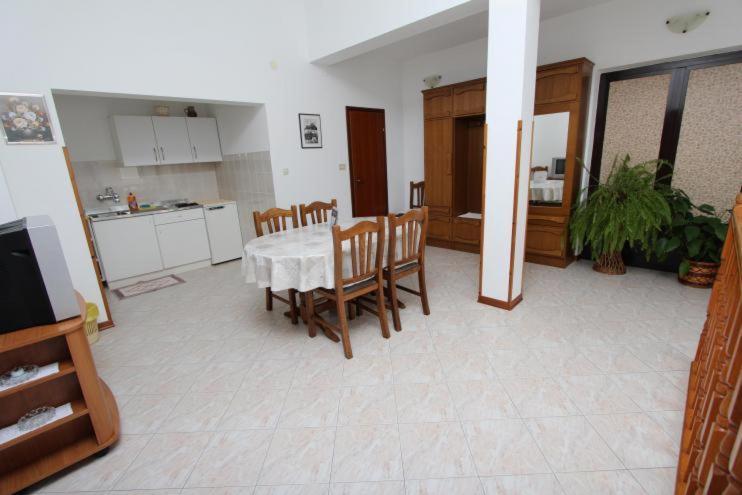 Apartments Fabris Ровинь Экстерьер фото